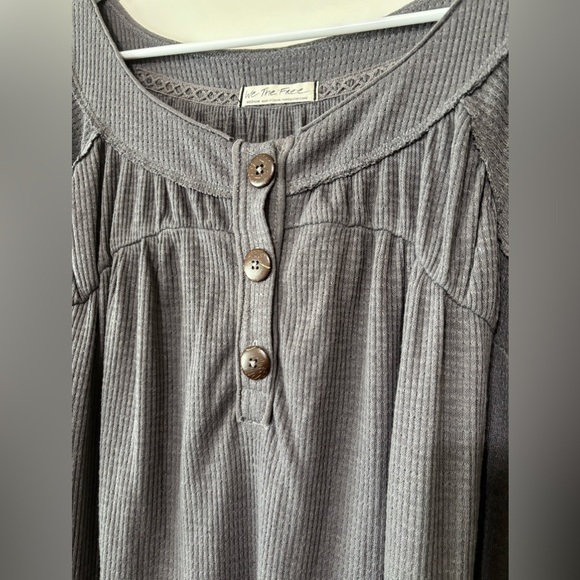 We The Free Light Weight Long Sleeve Waffle Knit Tunic Top Like New Medium - Picture 3 of 9